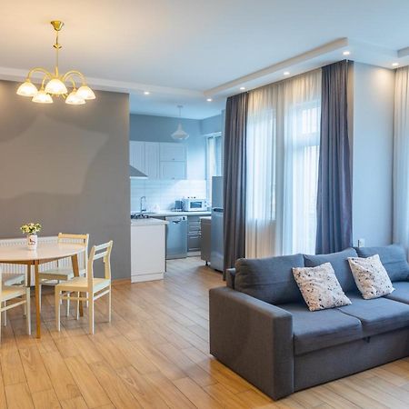 Apartment By The Sheraton Μπατούμι Εξωτερικό φωτογραφία