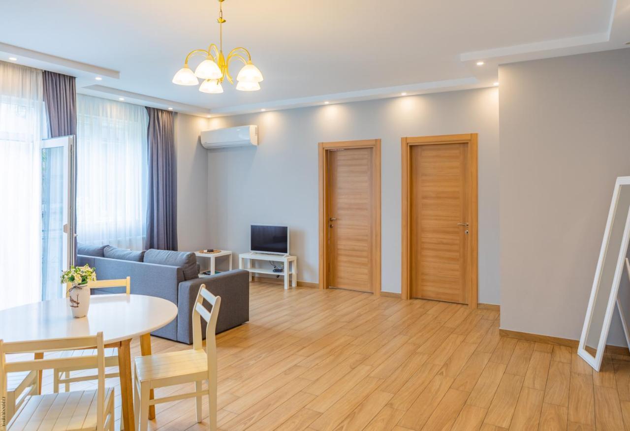Apartment By The Sheraton Μπατούμι Εξωτερικό φωτογραφία